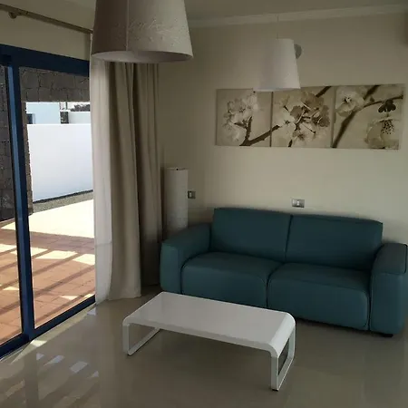 Villa Miramar C6 With Private Heated Pool Wifi Playa Blanca (Lanzarote)